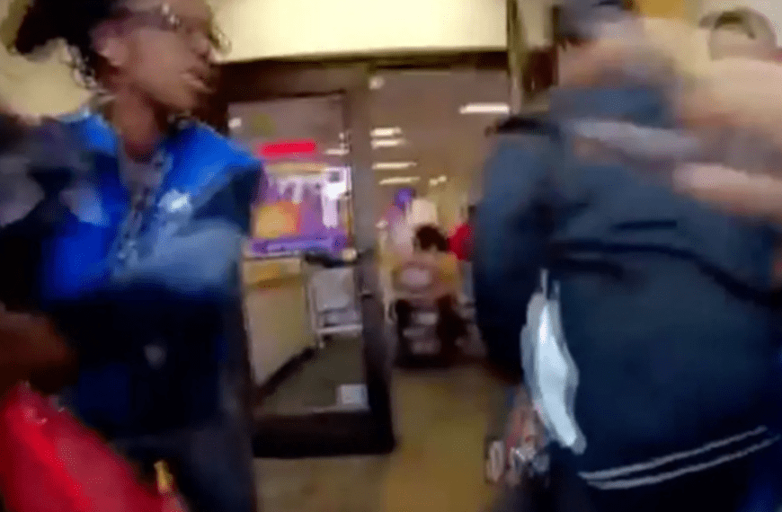 Violent brawl breaks out during a 5-year-old’s Chuck E.…