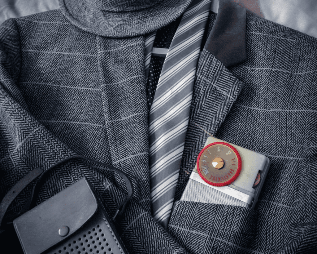 Resellers Report 6 Early Transistor Radios That Attract Retro Tech Buyers