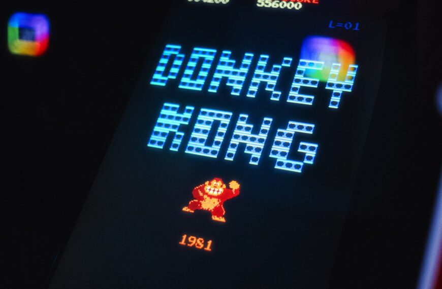 Donkey kong arcade game screen with 1981 date