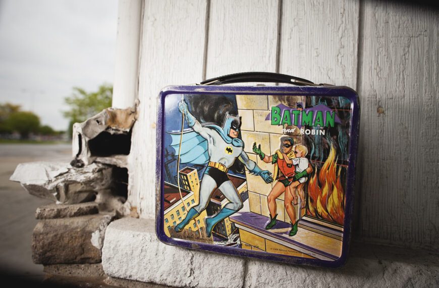 5 Vintage Lunch Boxes Collectors Pay Big Money For