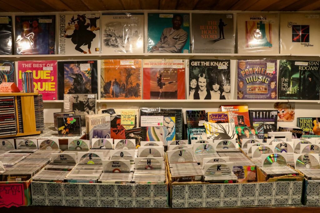 a room filled with lots of books and magazines