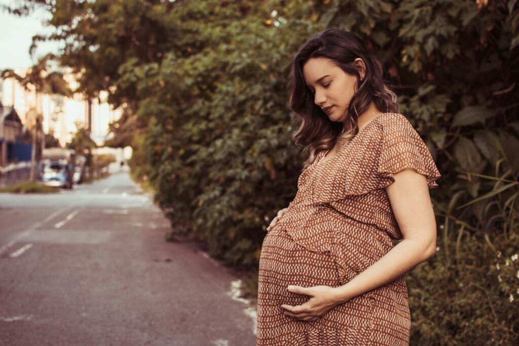 unknown person facing sideways outdoors