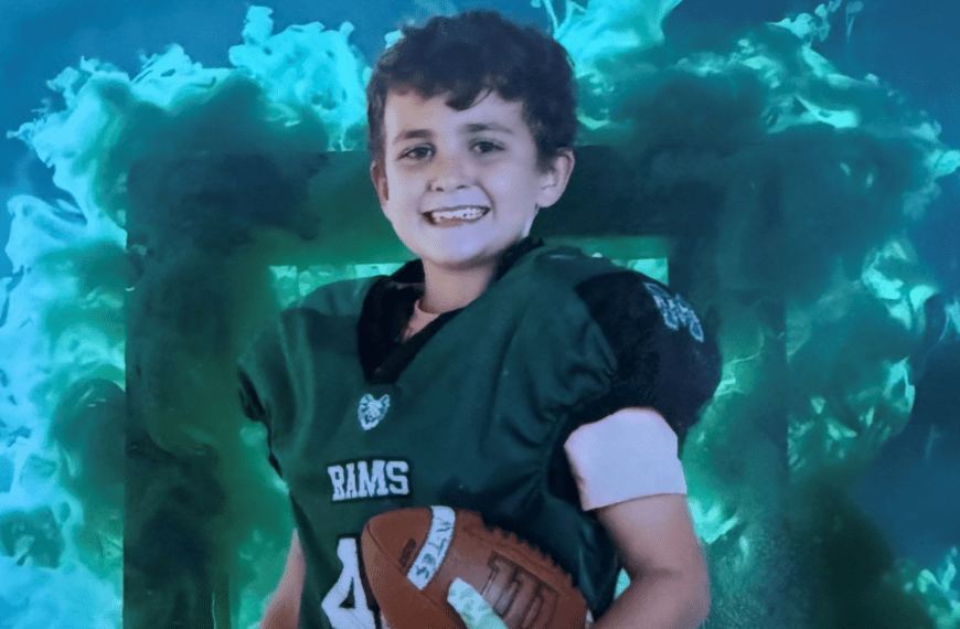 8-Year-Old Playing Outside Suddenly Walks Into the Woods—Then He’s…