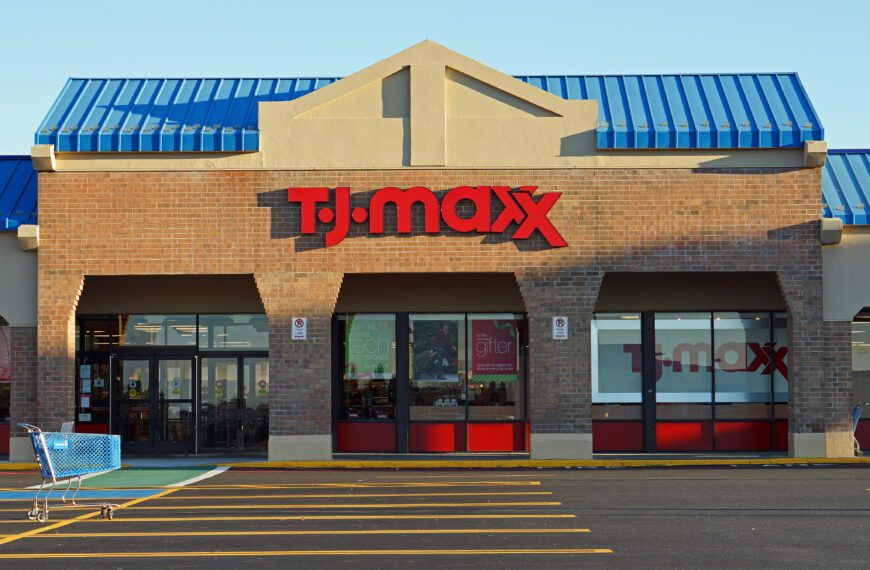 Woman found $470 Christian Louboutins at T.J. Maxx —&hellip;