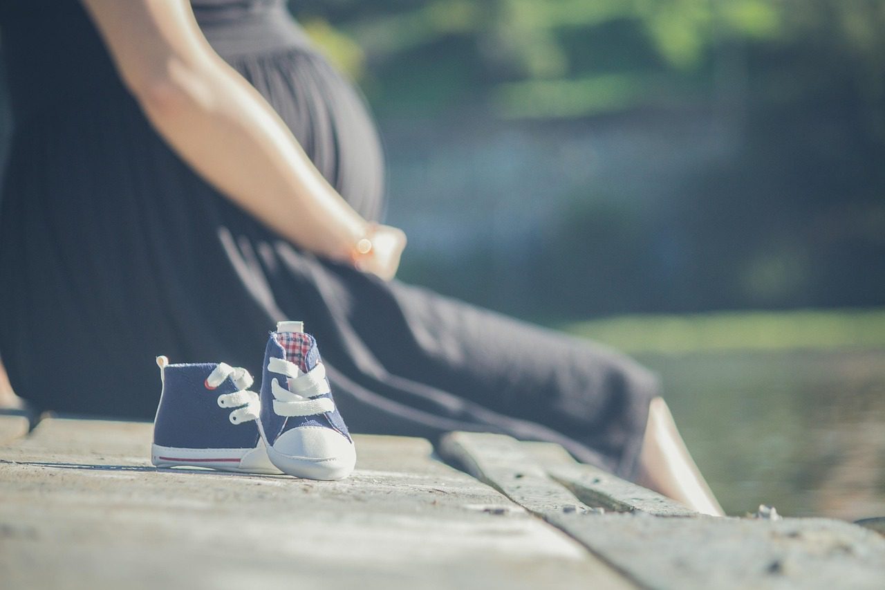 pregnant, shoes babies, spring, nature, hold on, new mom, pregnancy, baby, sitting