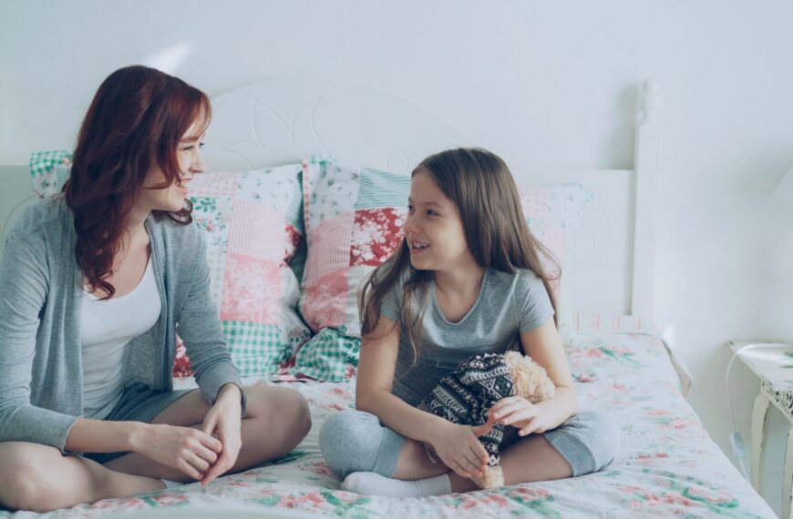 Mother and daughter are having a conversation.