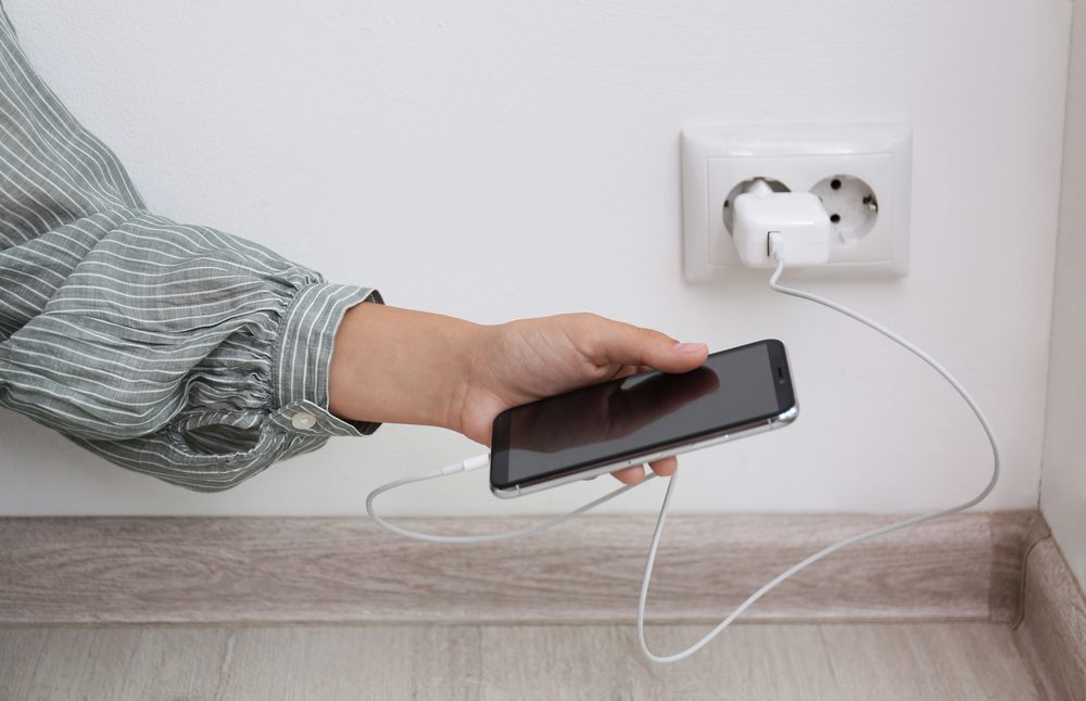 Stepmom Bought Her Own Charger After Her SS Lost His — He Borrowed It Until Bedtime and DH Let Him Take It to BM’s Without Asking