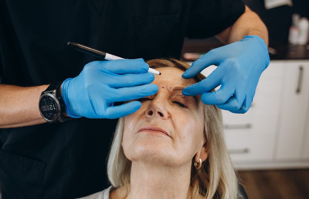 Bride Two Weeks Out Just Watched Her MIL Schedule Cosmetic Surgery 7 Days Before the Wedding to “Be Skinny” for It — Now Hospitalized With Complications