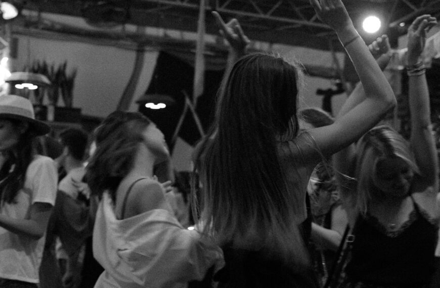 a group of people dancing
