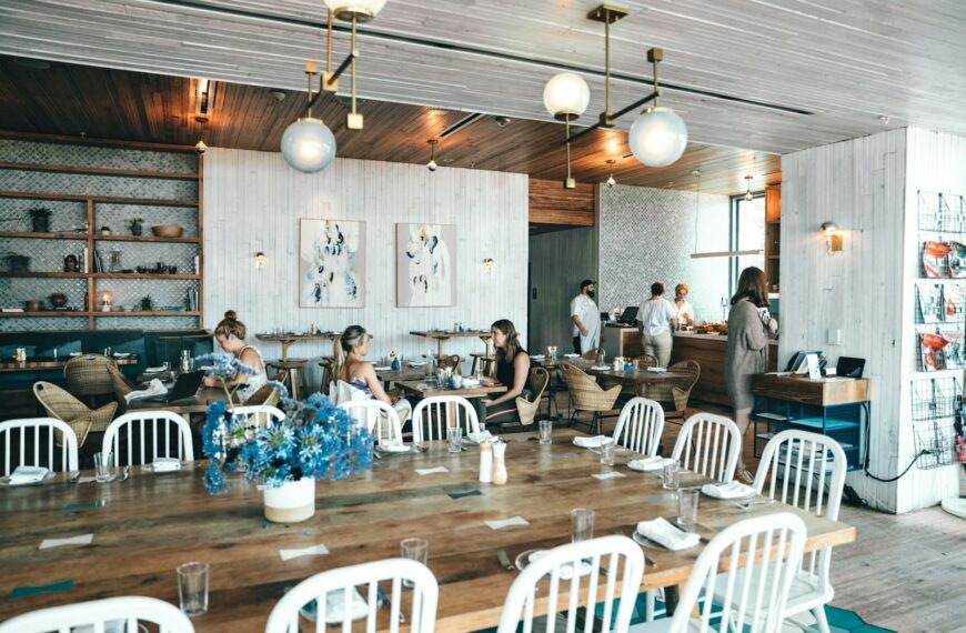 people in cafe
