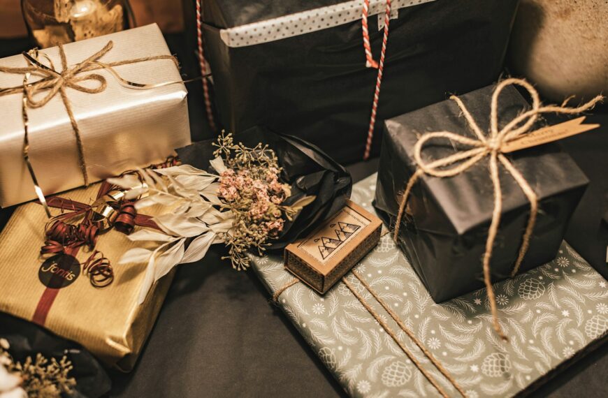 gold and silver gift box