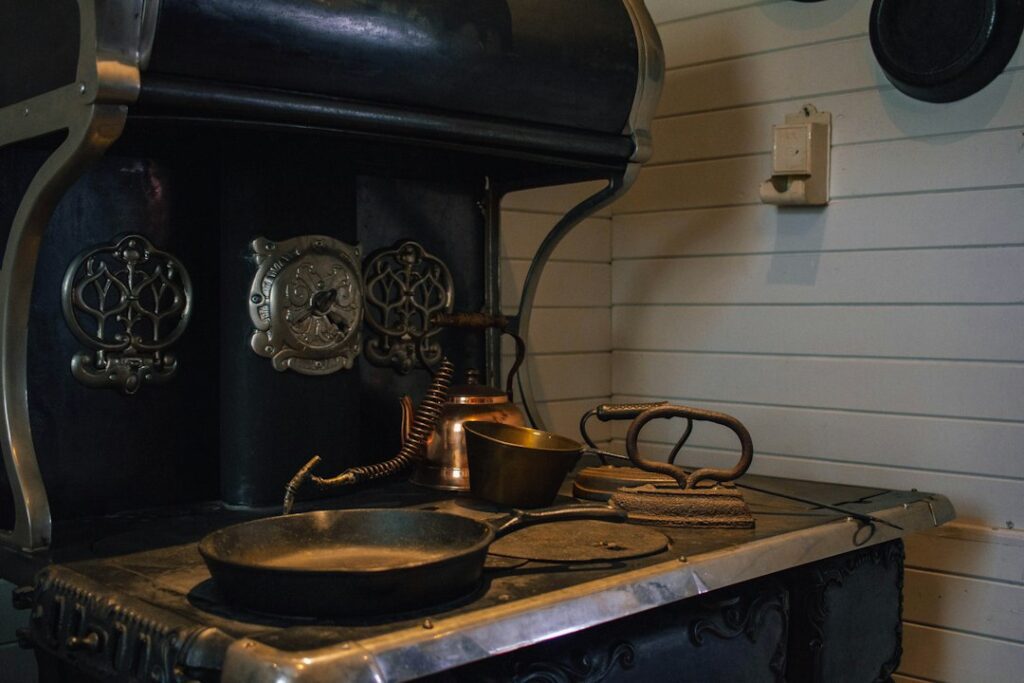 Vintage cast iron cookware pieces