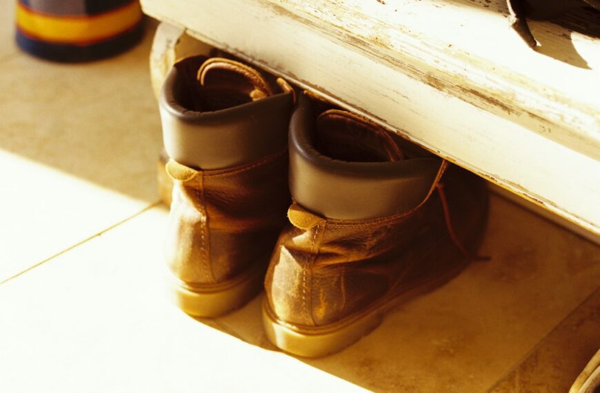 Shoes cluttering an entryway